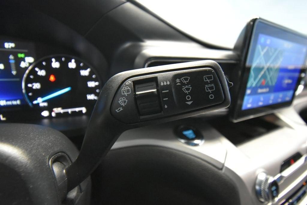 used 2022 Ford Explorer car, priced at $29,984