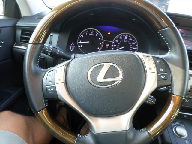 used 2013 Lexus ES 350 car, priced at $10,855