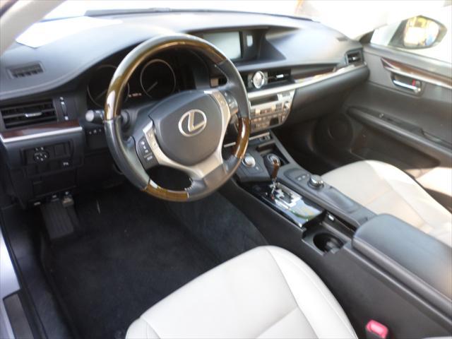 used 2013 Lexus ES 350 car, priced at $10,855