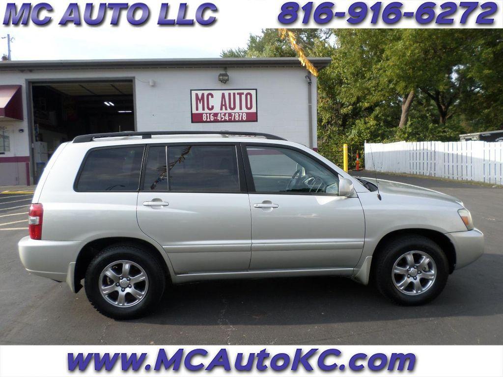 used 2004 Toyota Highlander car, priced at $7,438