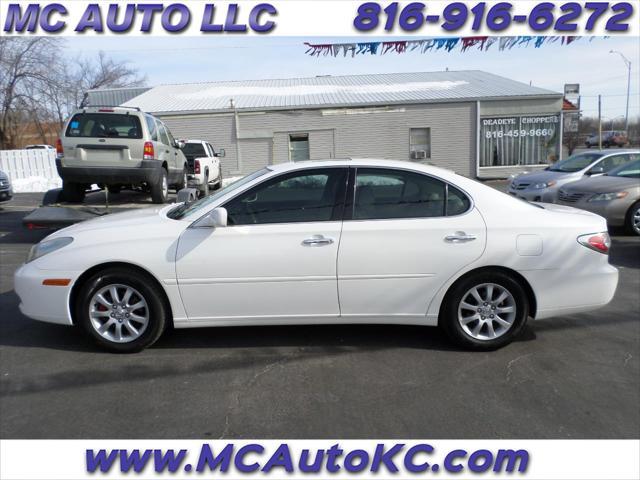 used 2002 Lexus ES 300 car, priced at $5,880