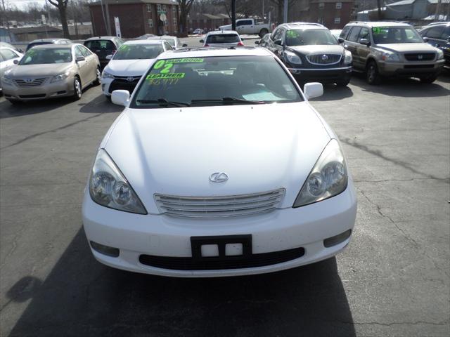 used 2002 Lexus ES 300 car, priced at $5,880