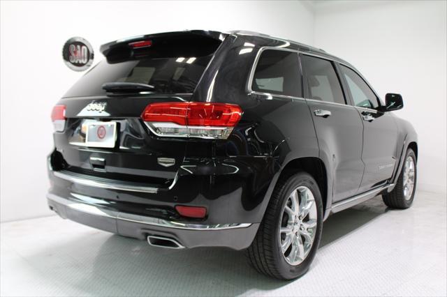 used 2014 Jeep Grand Cherokee car, priced at $21,900