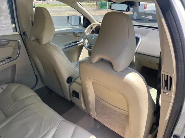 used 2013 Volvo XC60 car, priced at $9,550