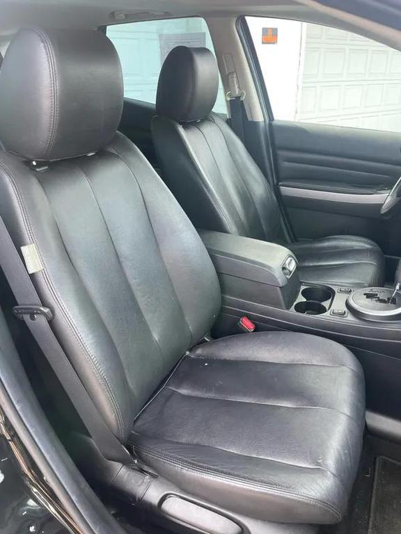 used 2010 Mazda CX-7 car, priced at $4,650