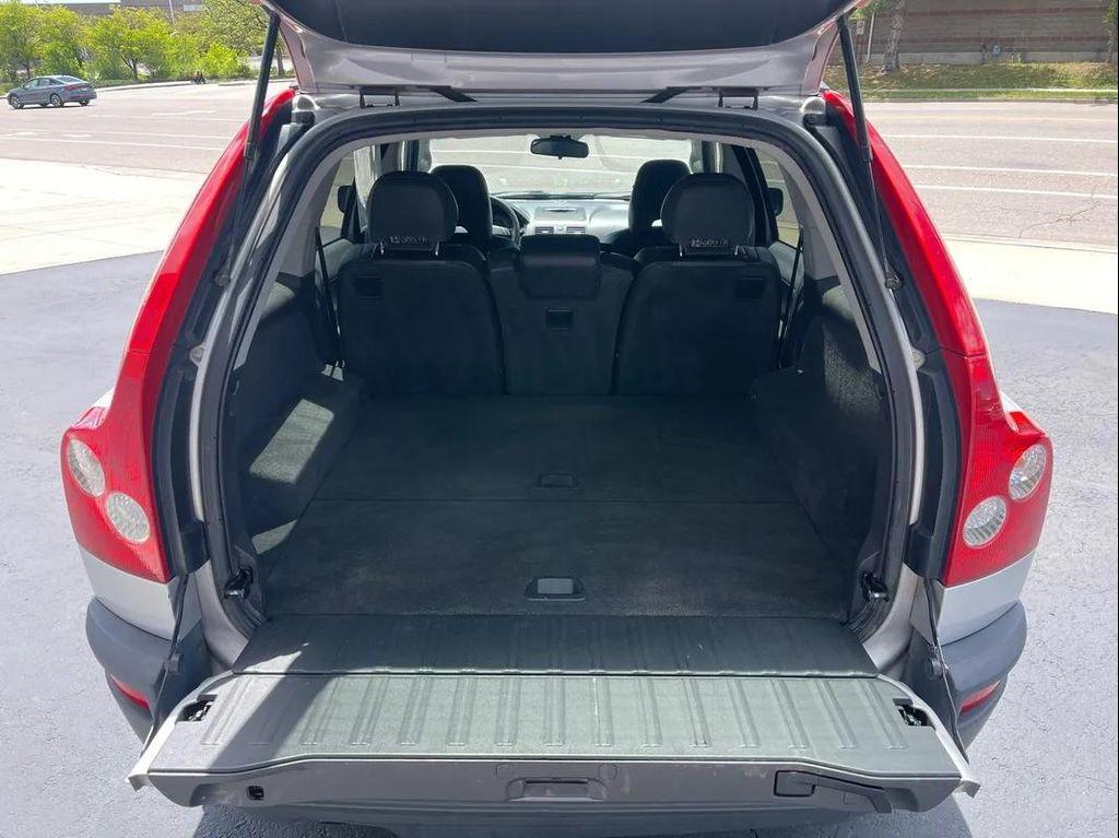 used 2006 Volvo XC90 car, priced at $3,850