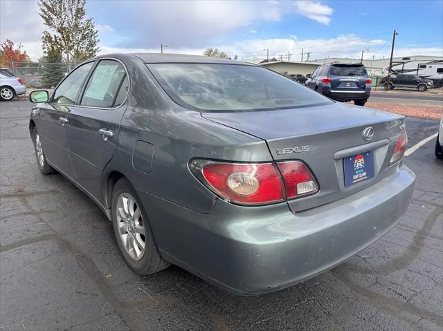 used 2002 Lexus ES 300 car, priced at $4,950