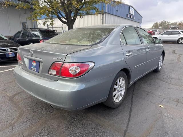 used 2002 Lexus ES 300 car, priced at $4,950