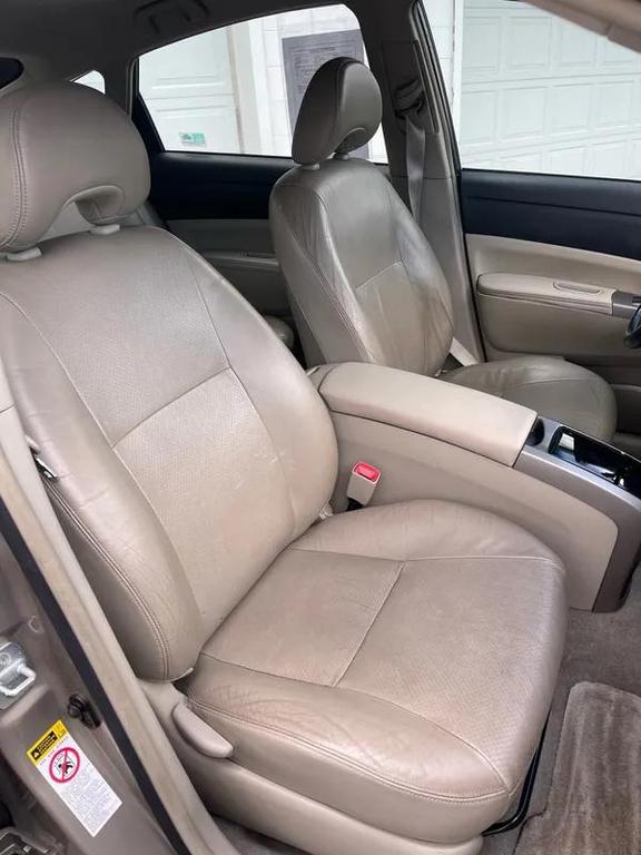 used 2009 Toyota Prius car, priced at $5,750