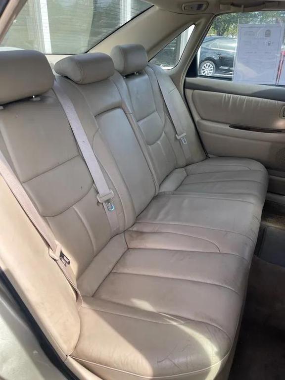 used 2000 Toyota Avalon car, priced at $4,950