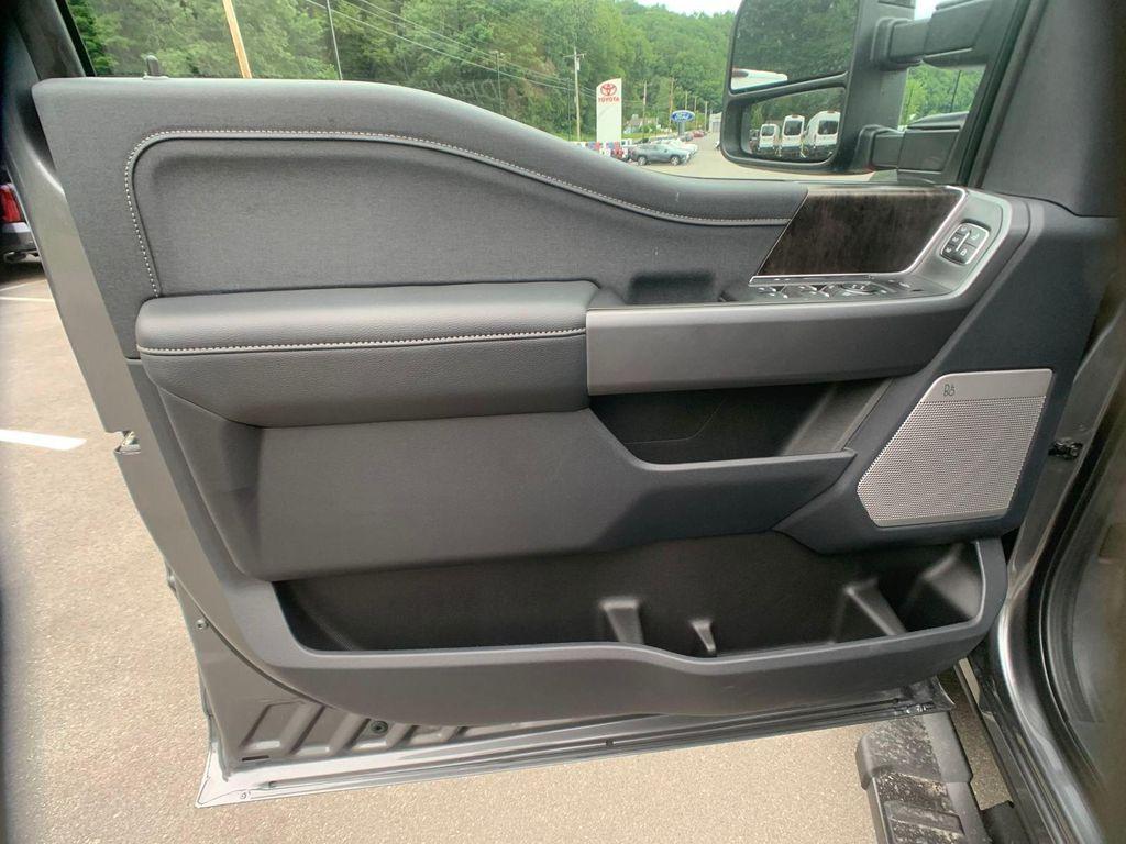 new 2025 Ford F-350 car, priced at $78,332