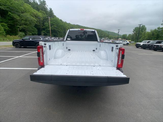 new 2025 Ford F-250 car, priced at $57,062