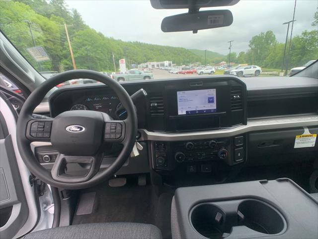 new 2025 Ford F-250 car, priced at $57,062