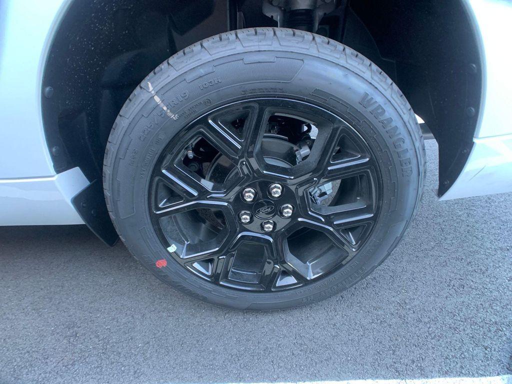 new 2025 Ford Maverick car, priced at $42,478