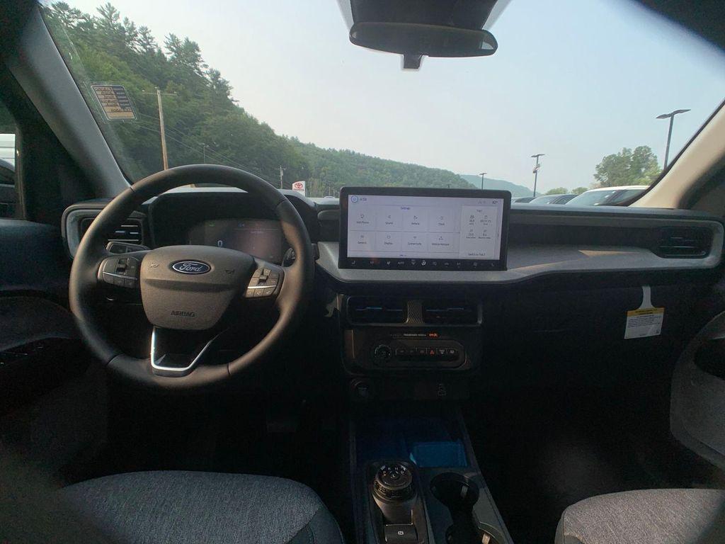 new 2025 Ford Maverick car, priced at $34,433