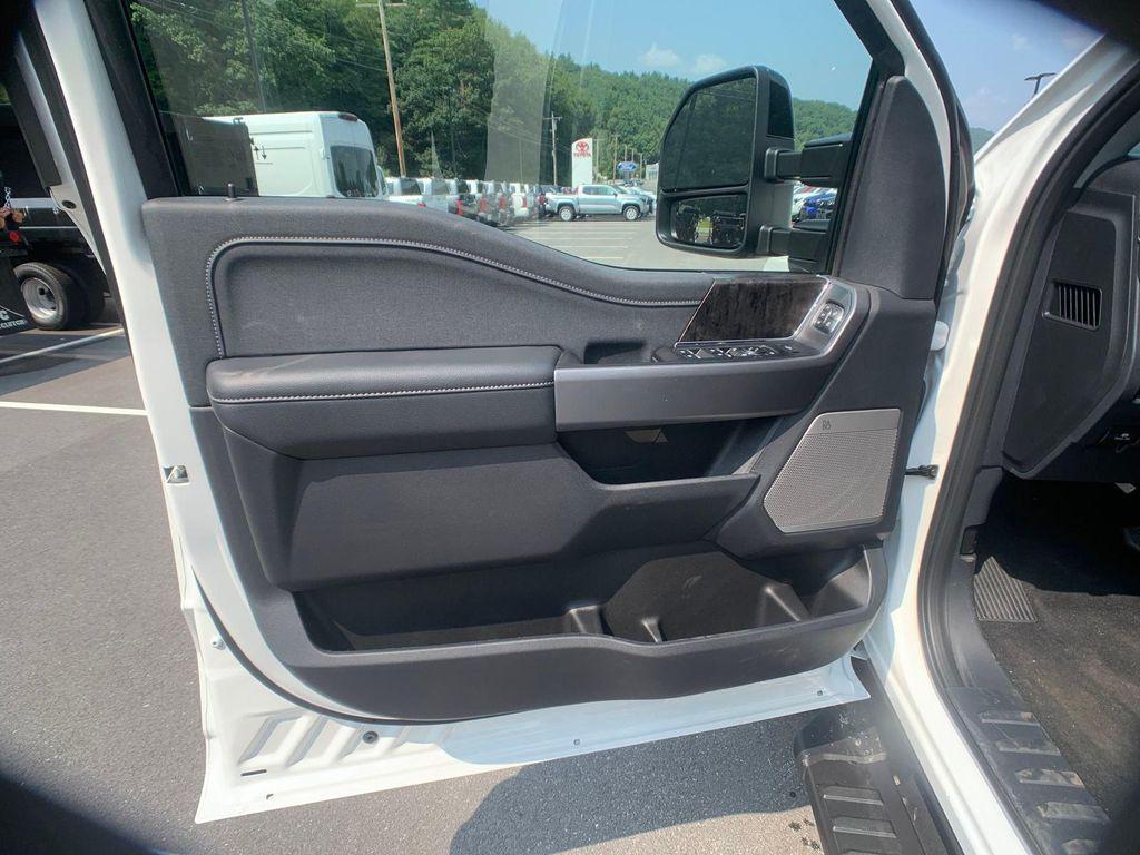 new 2025 Ford F-350 car, priced at $87,424