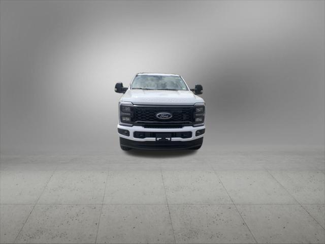 new 2025 Ford F-250 car, priced at $52,272