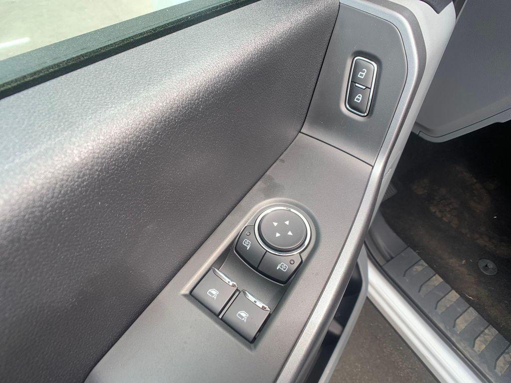 new 2025 Ford F-250 car, priced at $52,272