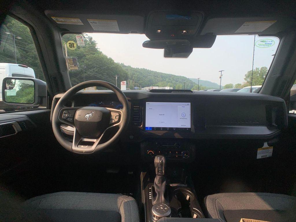 new 2025 Ford Bronco car, priced at $44,035