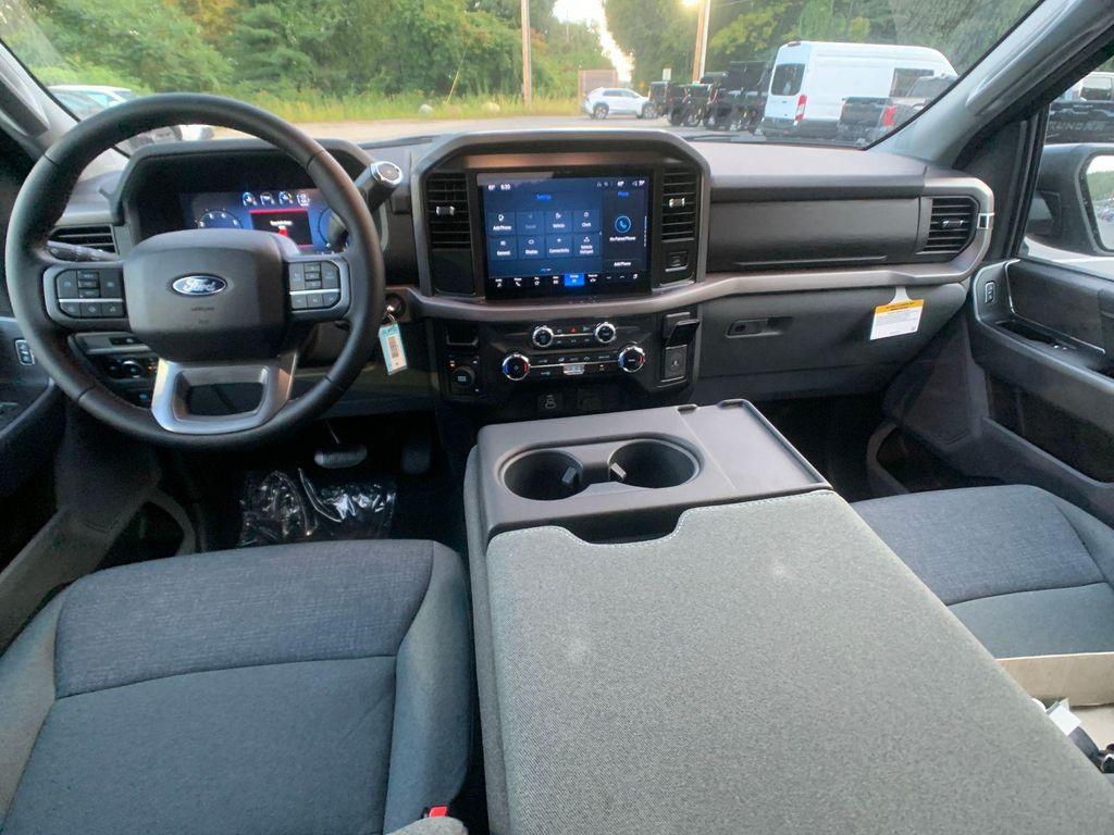 new 2025 Ford F-150 car, priced at $52,690