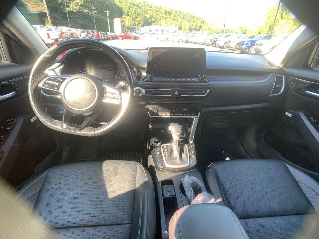 used 2022 Kia Seltos car, priced at $17,895