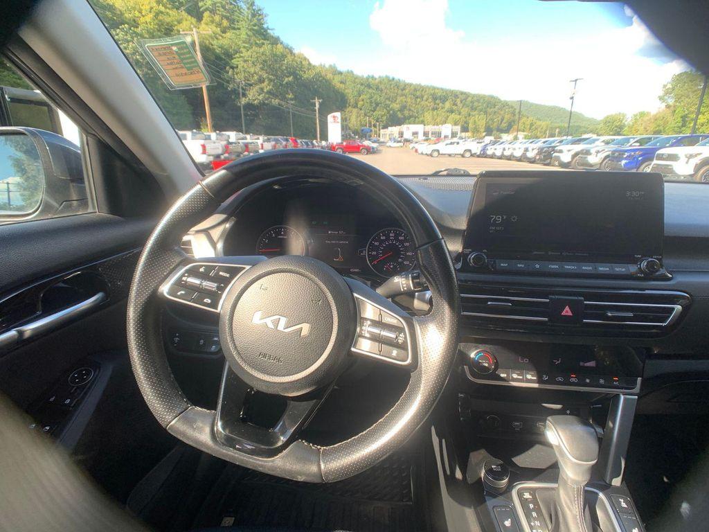 used 2022 Kia Seltos car, priced at $17,895