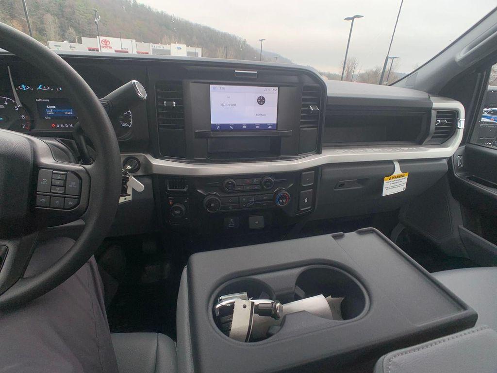 new 2025 Ford F-250 car, priced at $48,516