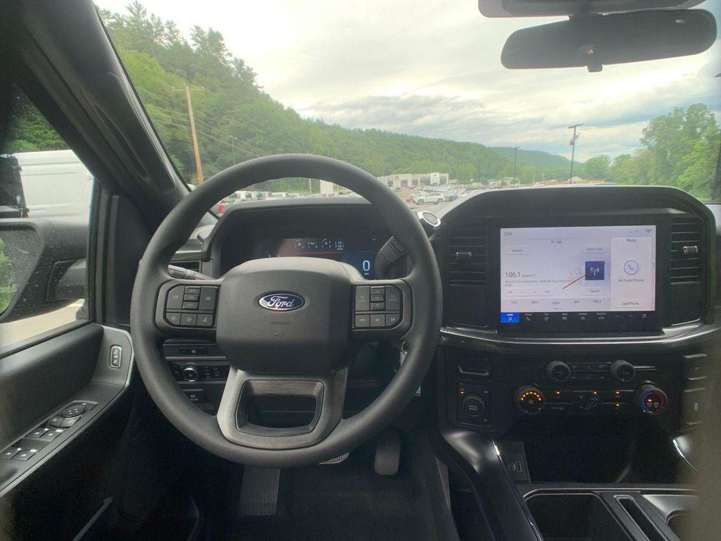 new 2025 Ford F-150 car, priced at $47,813