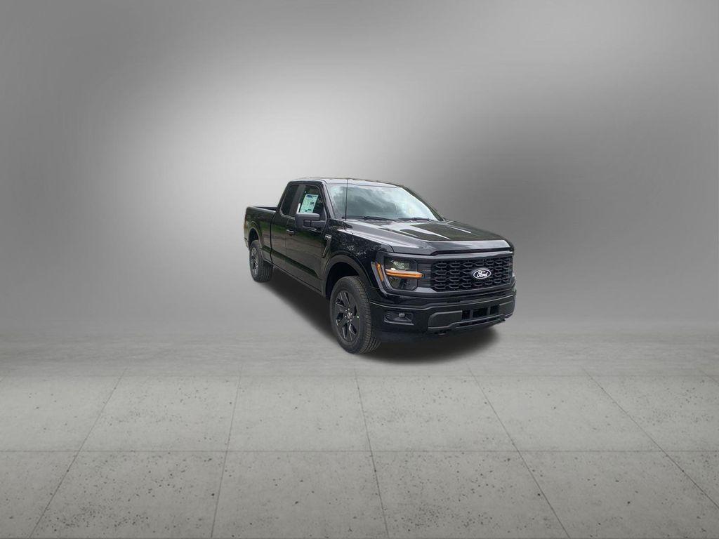 new 2025 Ford F-150 car, priced at $47,813