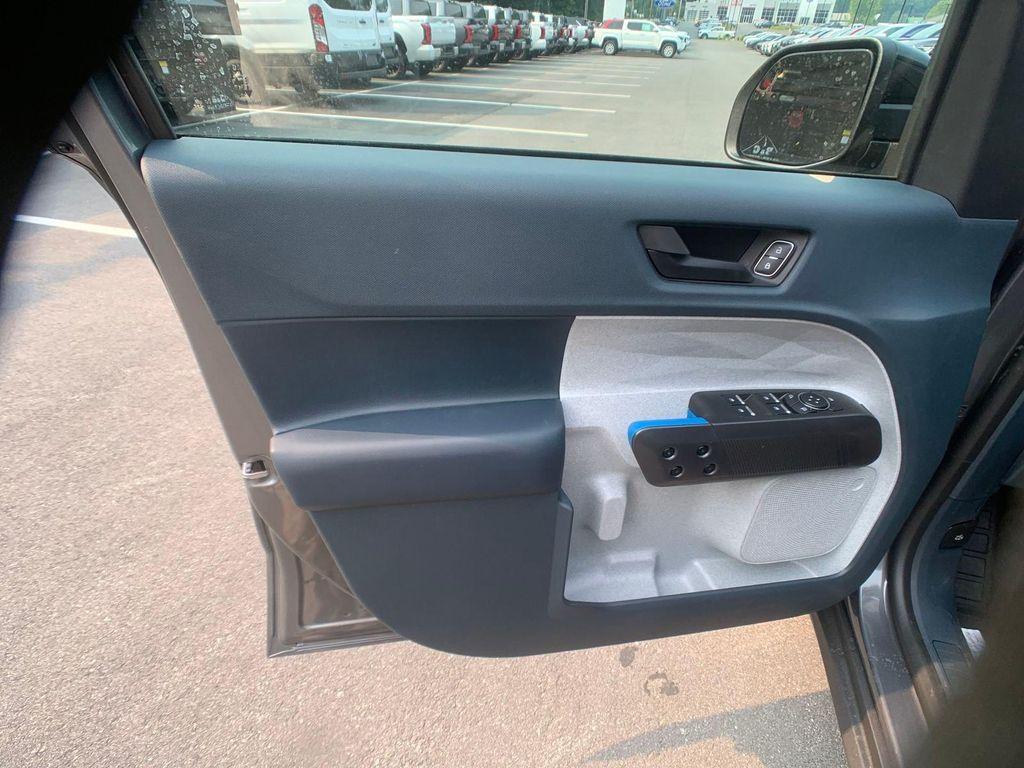 new 2025 Ford Maverick car, priced at $36,922