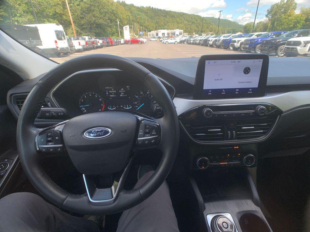 used 2022 Ford Escape car, priced at $17,995