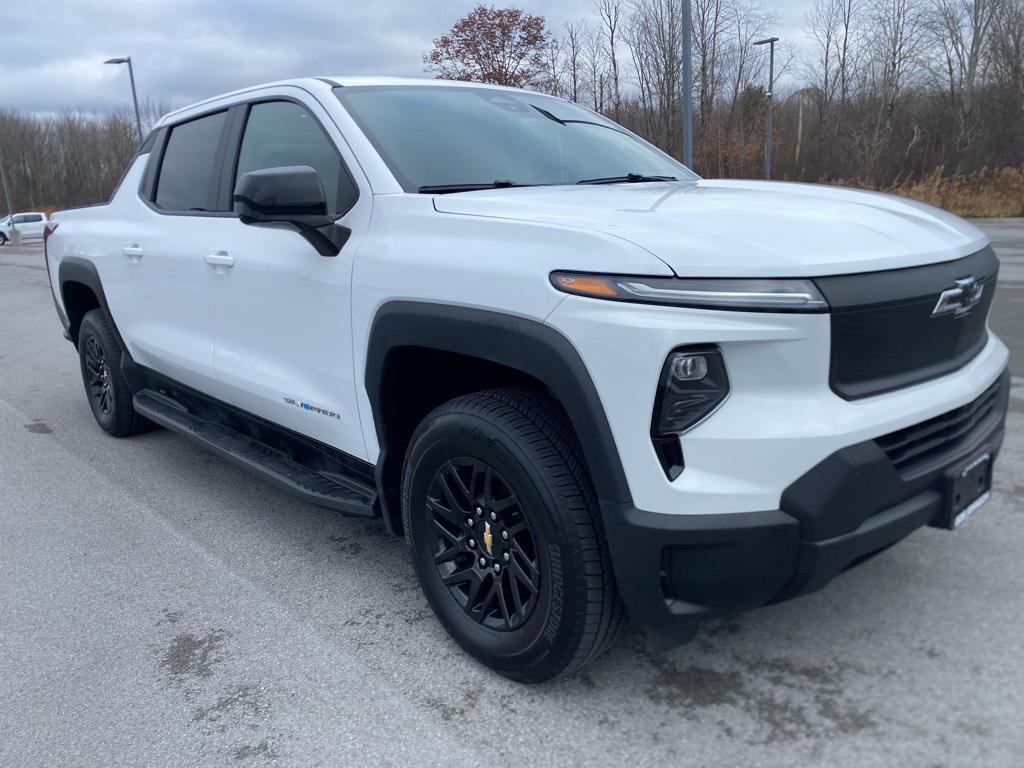 new 2024 Chevrolet Silverado EV car