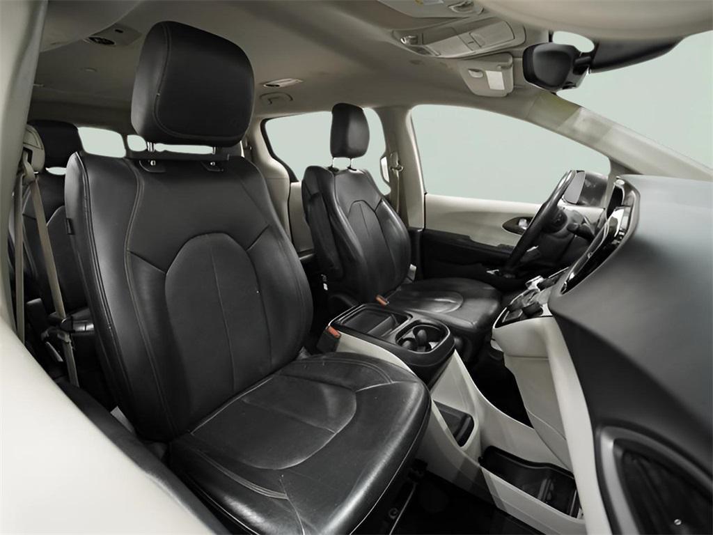 used 2018 Chrysler Pacifica car, priced at $11,998