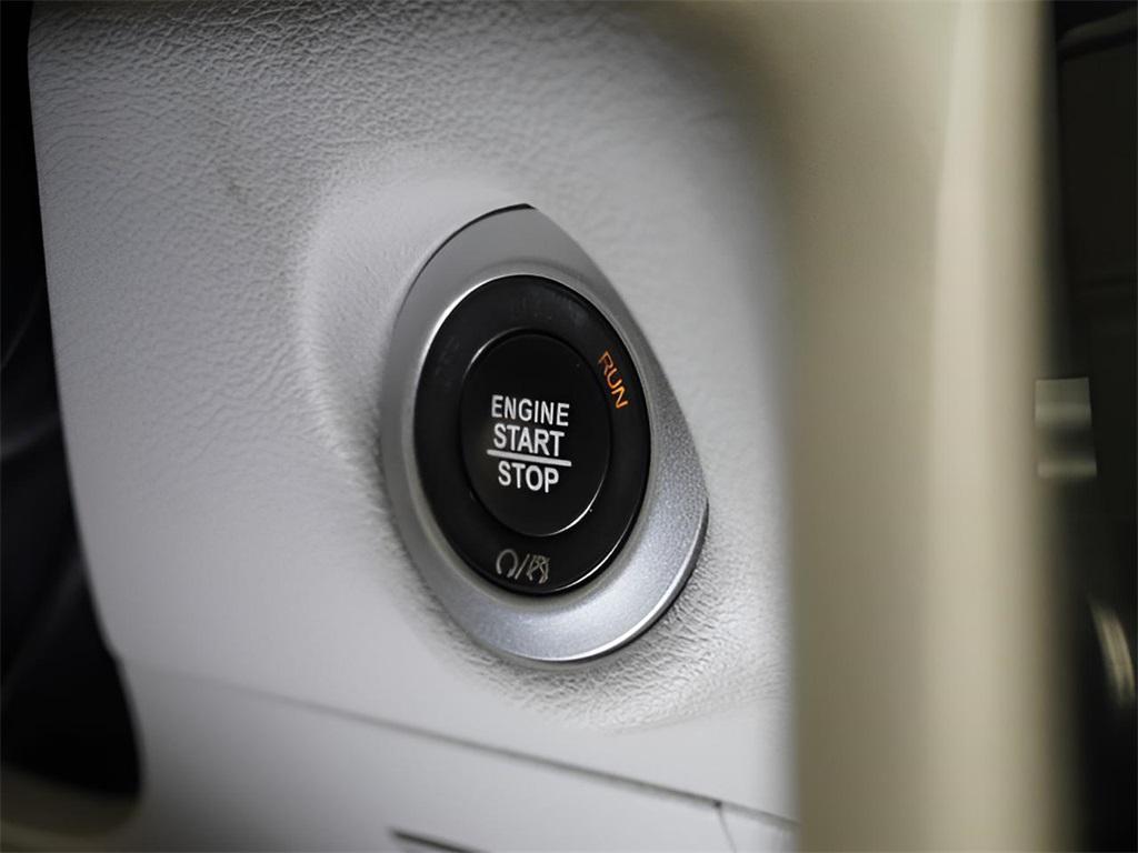 used 2018 Chrysler Pacifica car, priced at $11,998