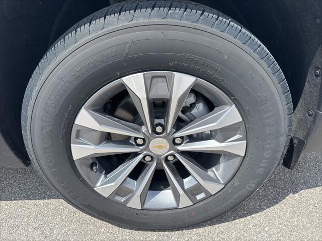 new 2025 Chevrolet Equinox car, priced at $30,612