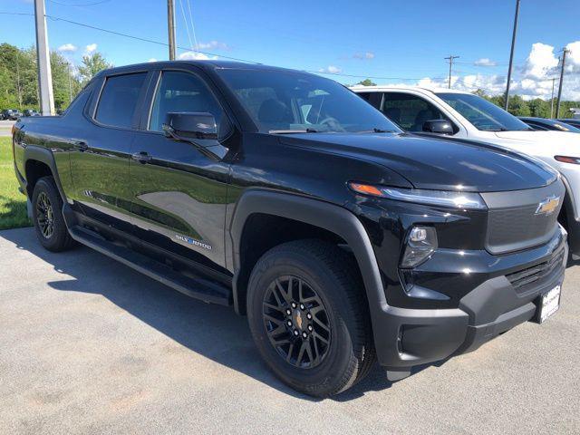 new 2024 Chevrolet Silverado EV car