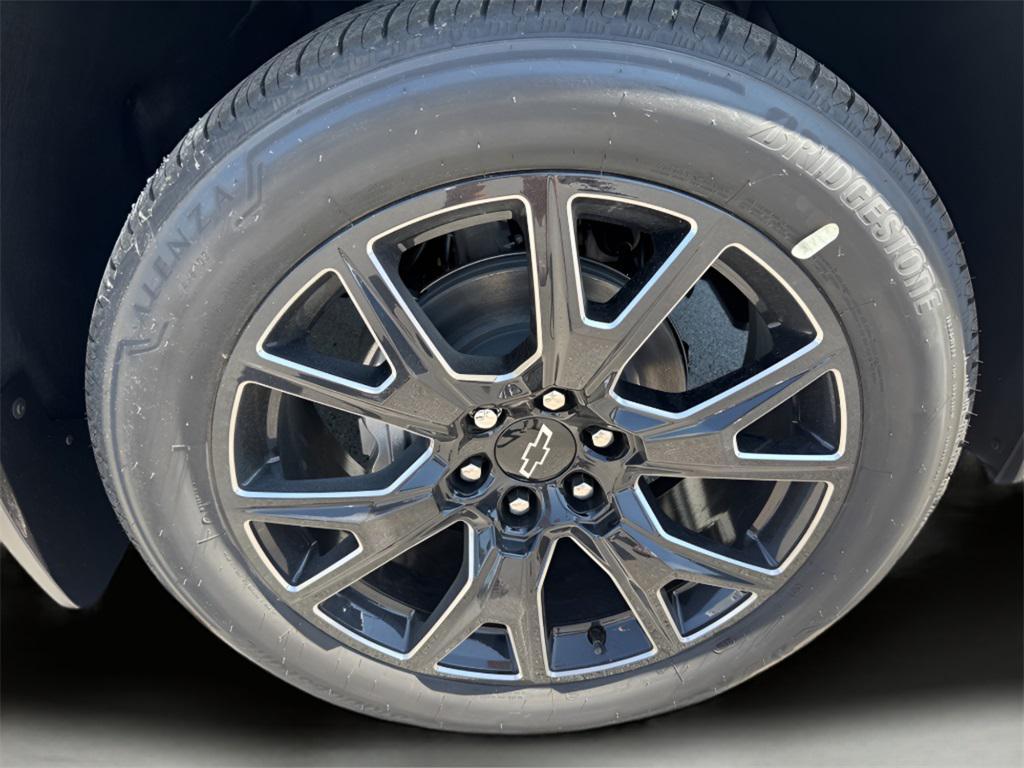 new 2025 Chevrolet Suburban car, priced at $82,570