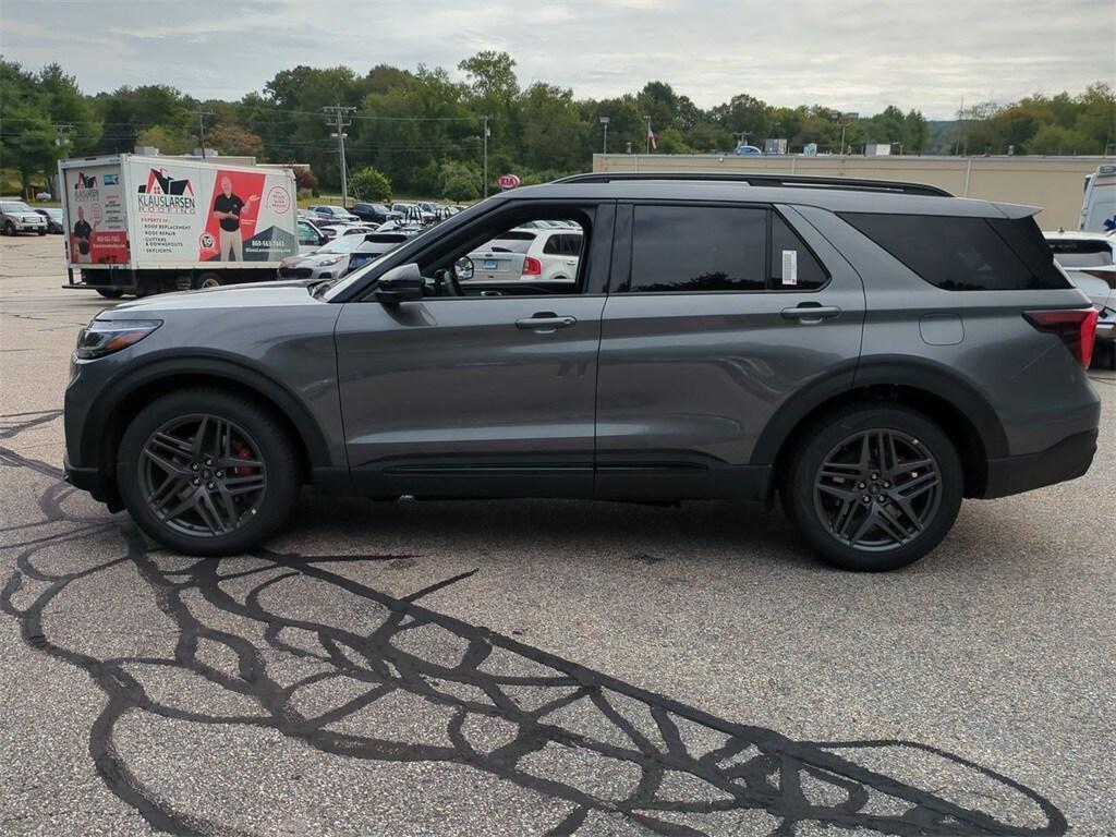 new 2025 Ford Explorer car, priced at $62,810