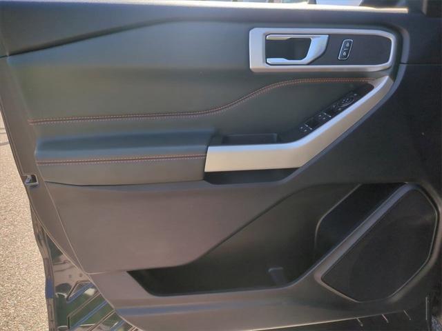 used 2022 Ford Explorer car, priced at $37,456