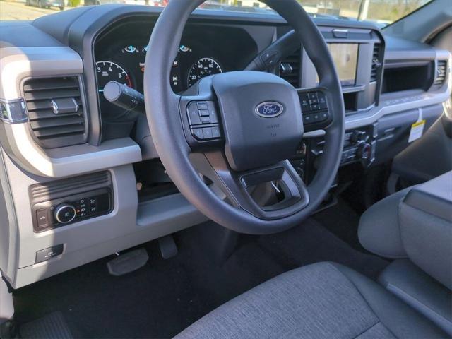 new 2025 Ford F-350 car, priced at $63,130