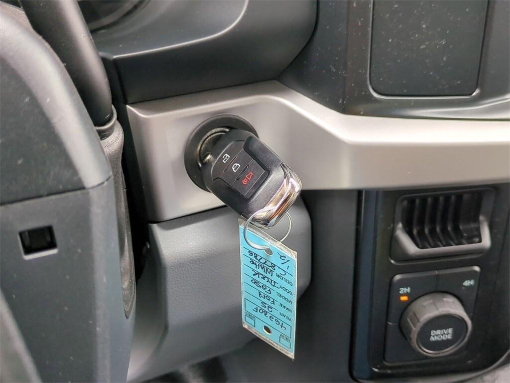 new 2025 Ford F-250 car, priced at $66,260