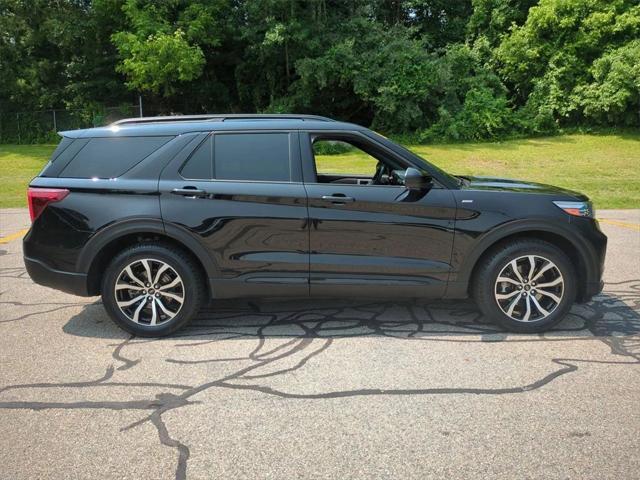 used 2022 Ford Explorer car, priced at $29,988