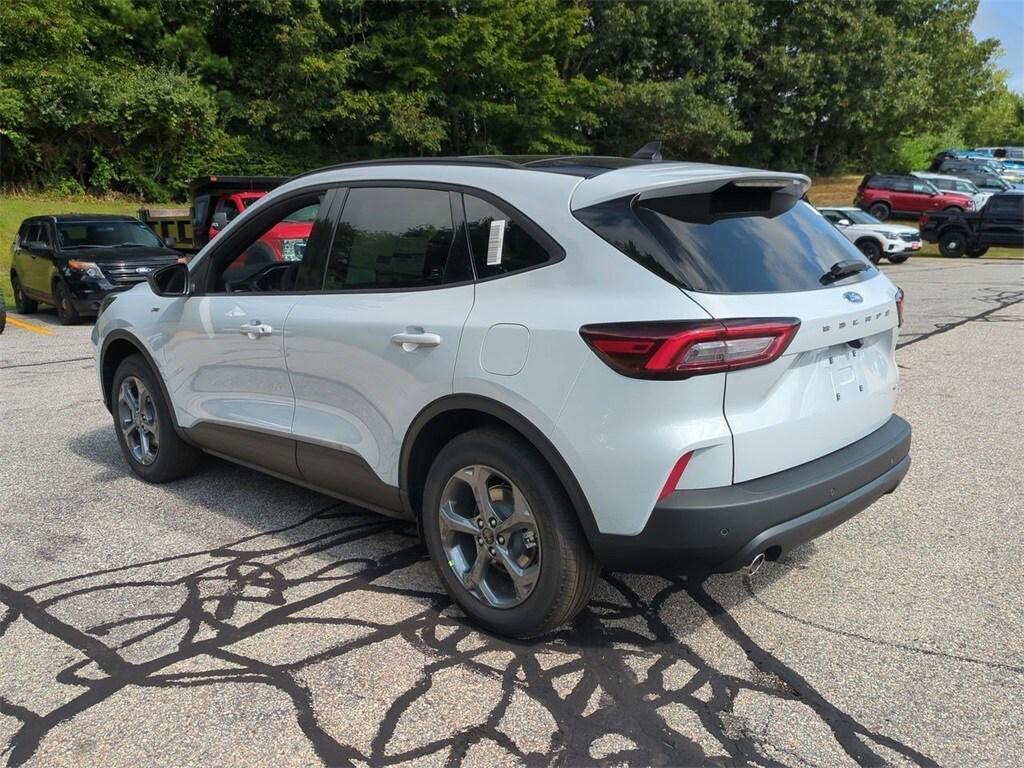 new 2025 Ford Escape car, priced at $37,500