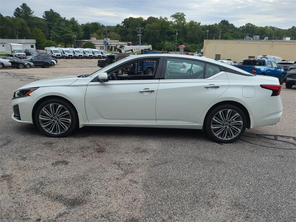 used 2023 Nissan Altima car, priced at $24,948