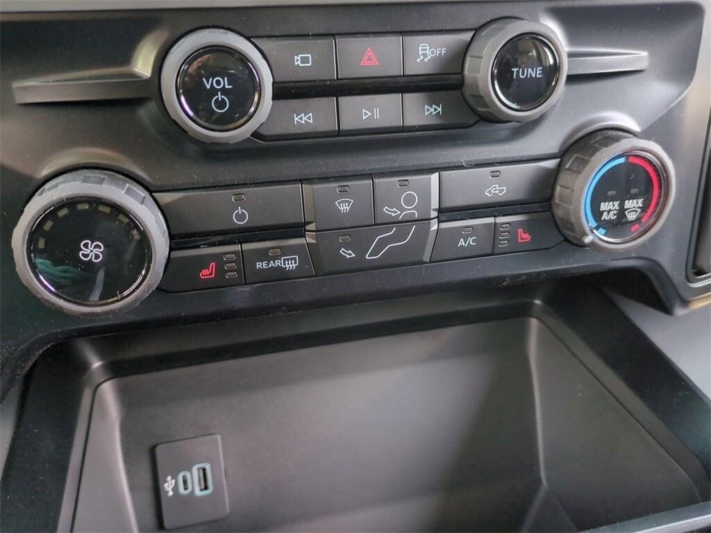 new 2025 Ford F-350 car, priced at $75,325