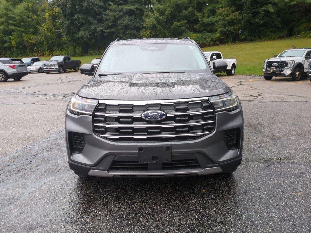 new 2025 Ford Explorer car, priced at $40,905