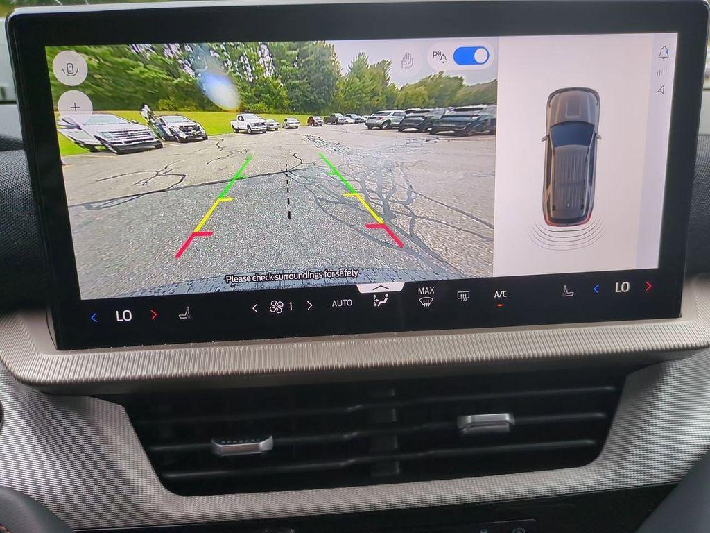 new 2025 Ford Explorer car, priced at $40,905