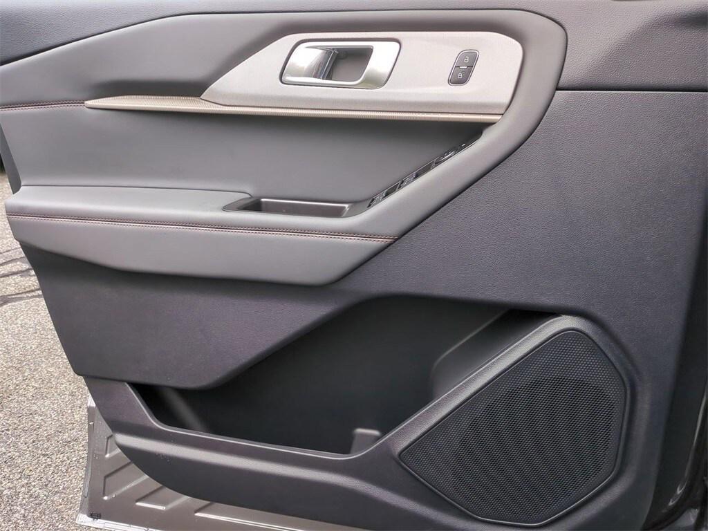 new 2025 Ford Explorer car, priced at $43,905