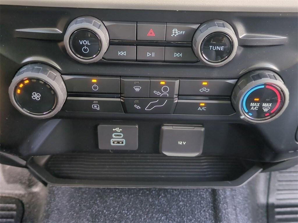 new 2025 Ford F-250 car, priced at $51,000