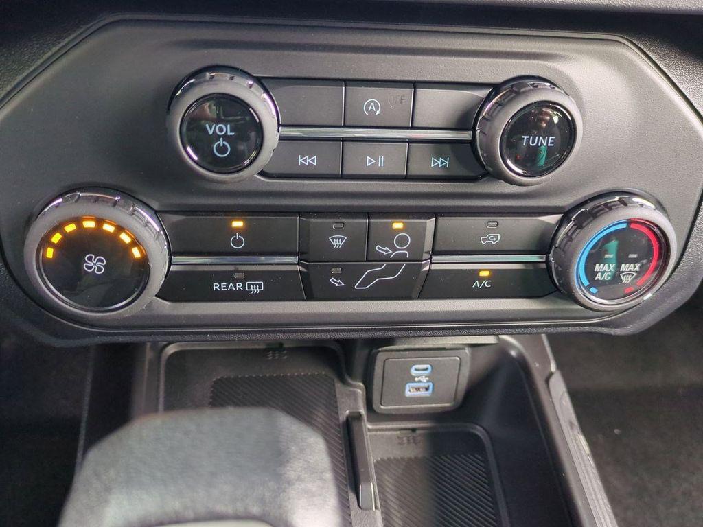 new 2025 Ford Bronco car, priced at $48,910